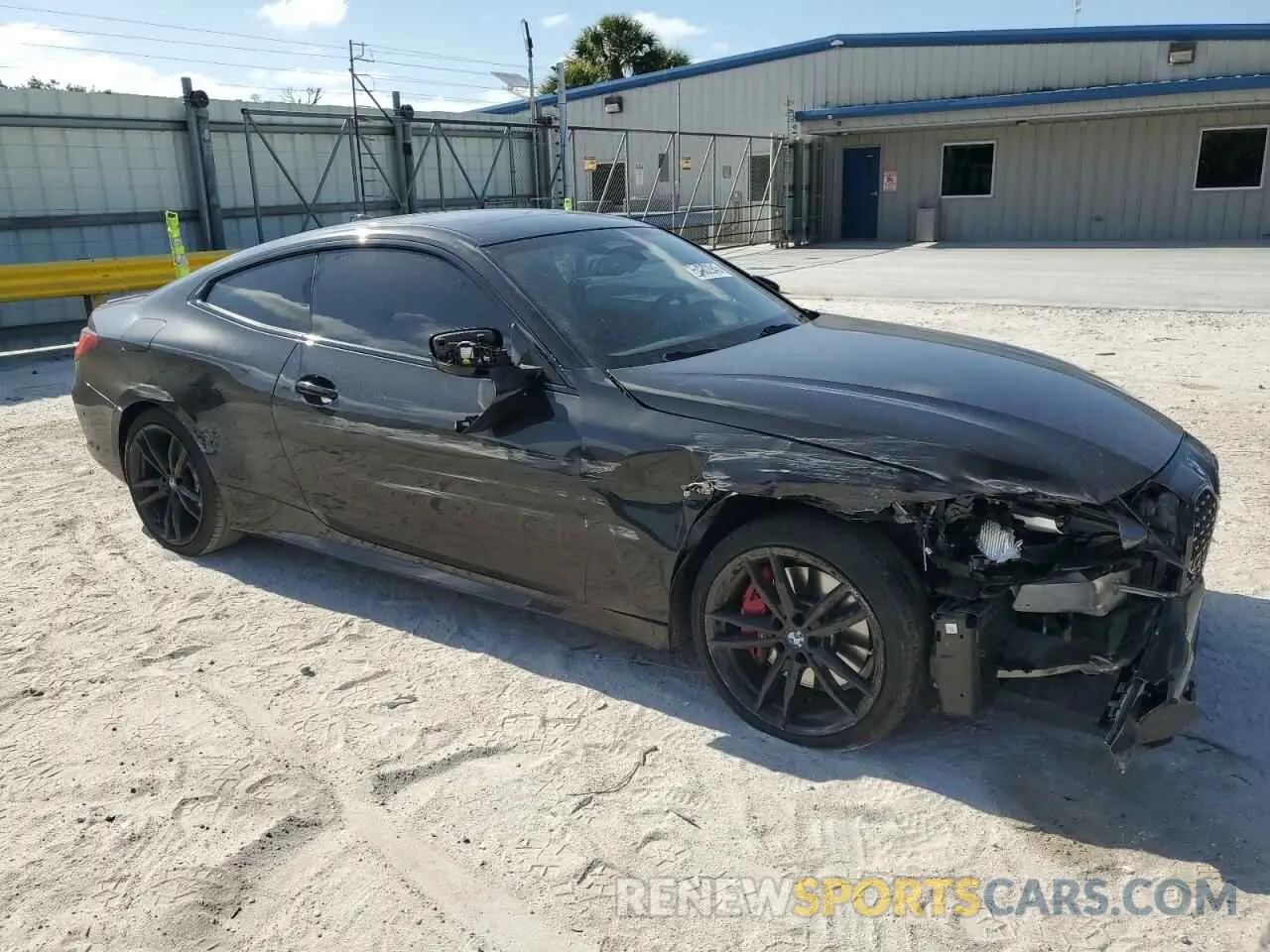 4 Photograph of a damaged car WBA13AR0XMCF66854 BMW M4 2021