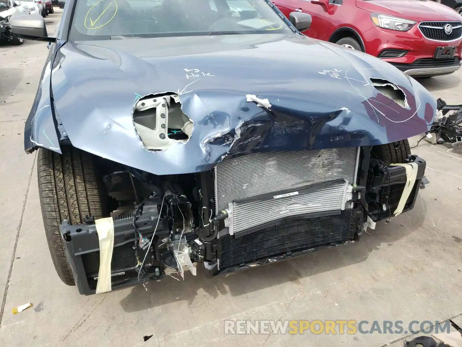 9 Photograph of a damaged car WBA13AR0XMCF79703 BMW M4 2021