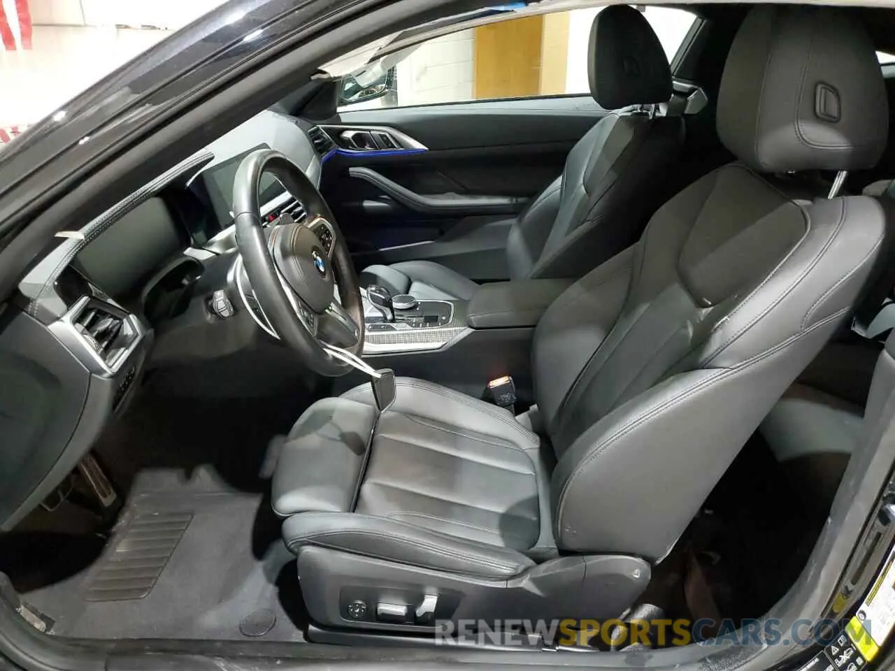 7 Photograph of a damaged car WBA13AR0XMCG68638 BMW M4 2021