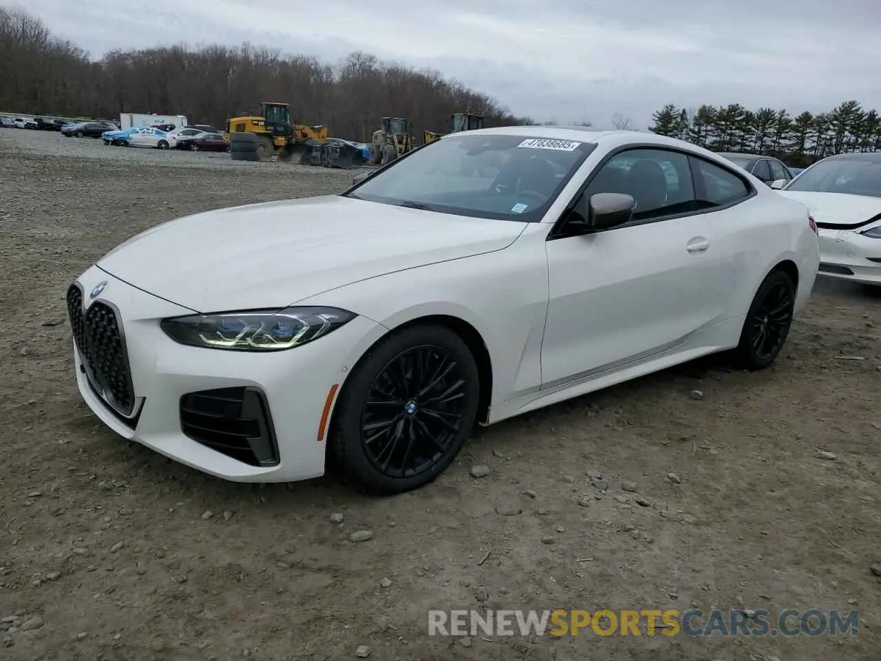 1 Photograph of a damaged car WBA13AR0XMCH03419 BMW M4 2021