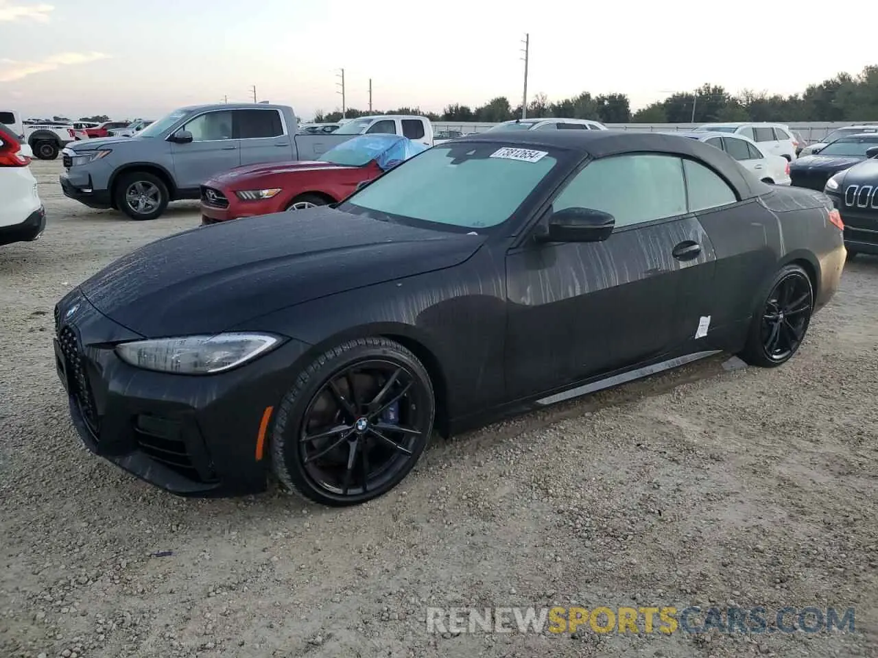 1 Photograph of a damaged car WBA53AT01MCG69848 BMW M4 2021