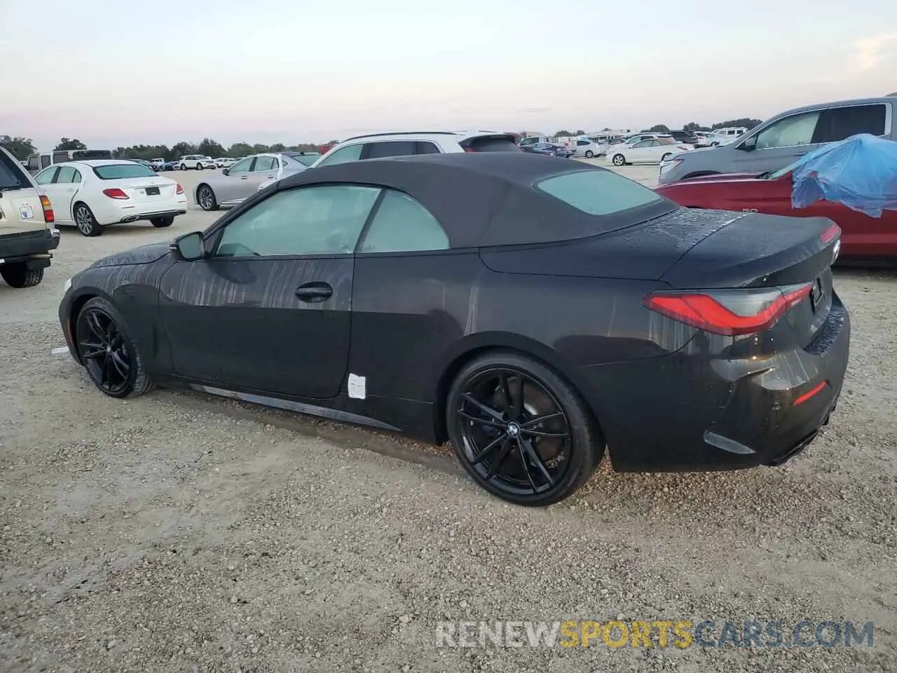 2 Photograph of a damaged car WBA53AT01MCG69848 BMW M4 2021