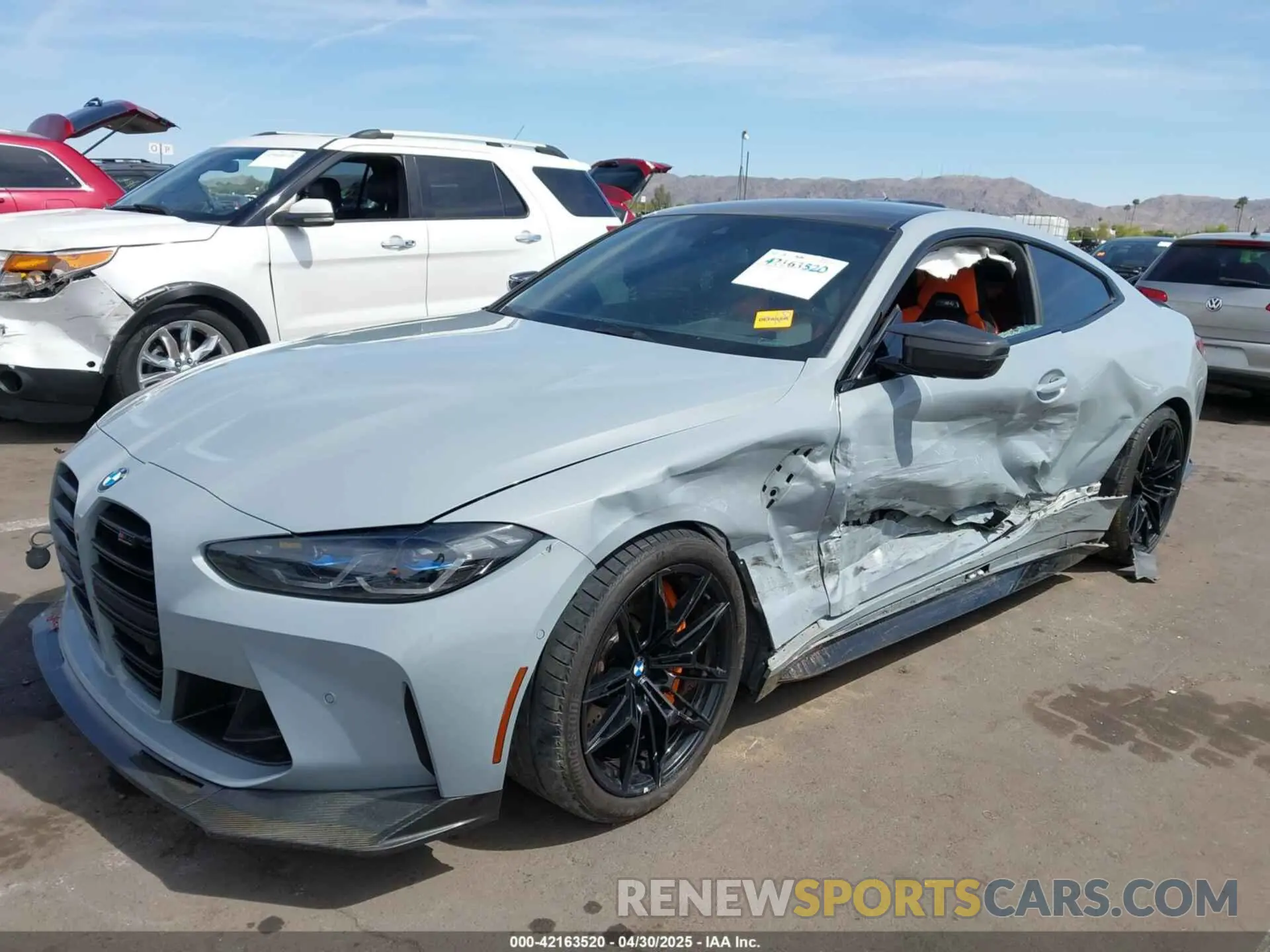 6 Photograph of a damaged car WBS33AZ03MCH04805 BMW M4 2021