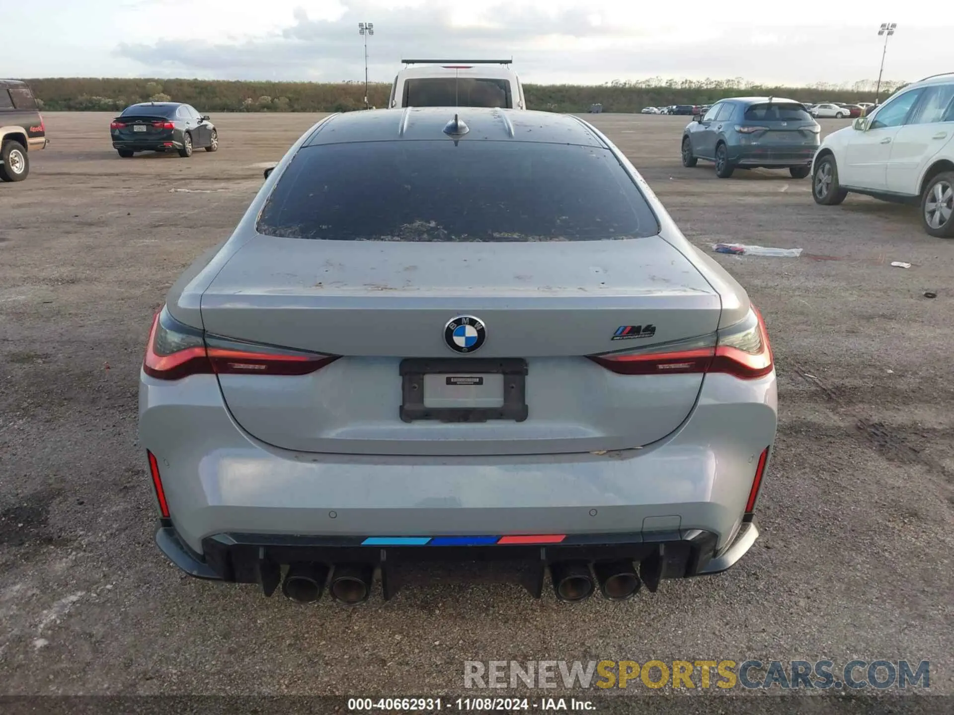 16 Photograph of a damaged car WBS33AZ05MCH20939 BMW M4 2021