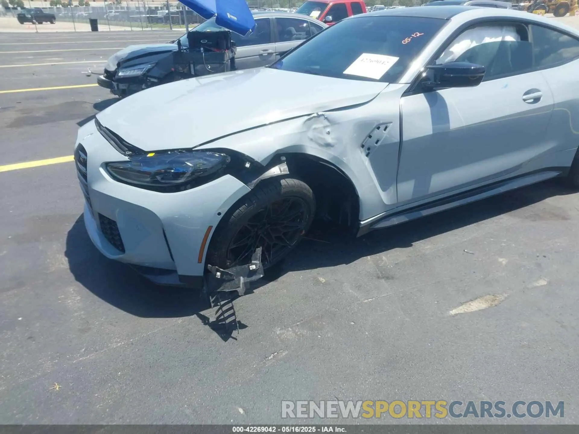 6 Photograph of a damaged car WBS33AZ08MCG54855 BMW M4 2021