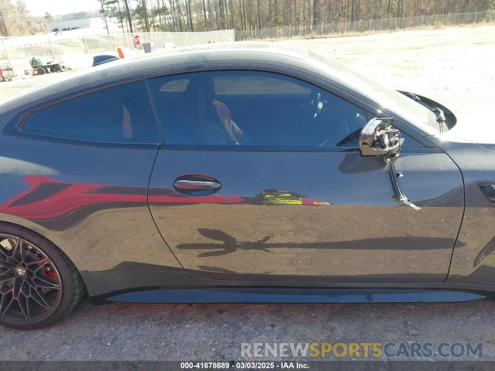 14 Photograph of a damaged car WBS33AZ08MCG87760 BMW M4 2021
