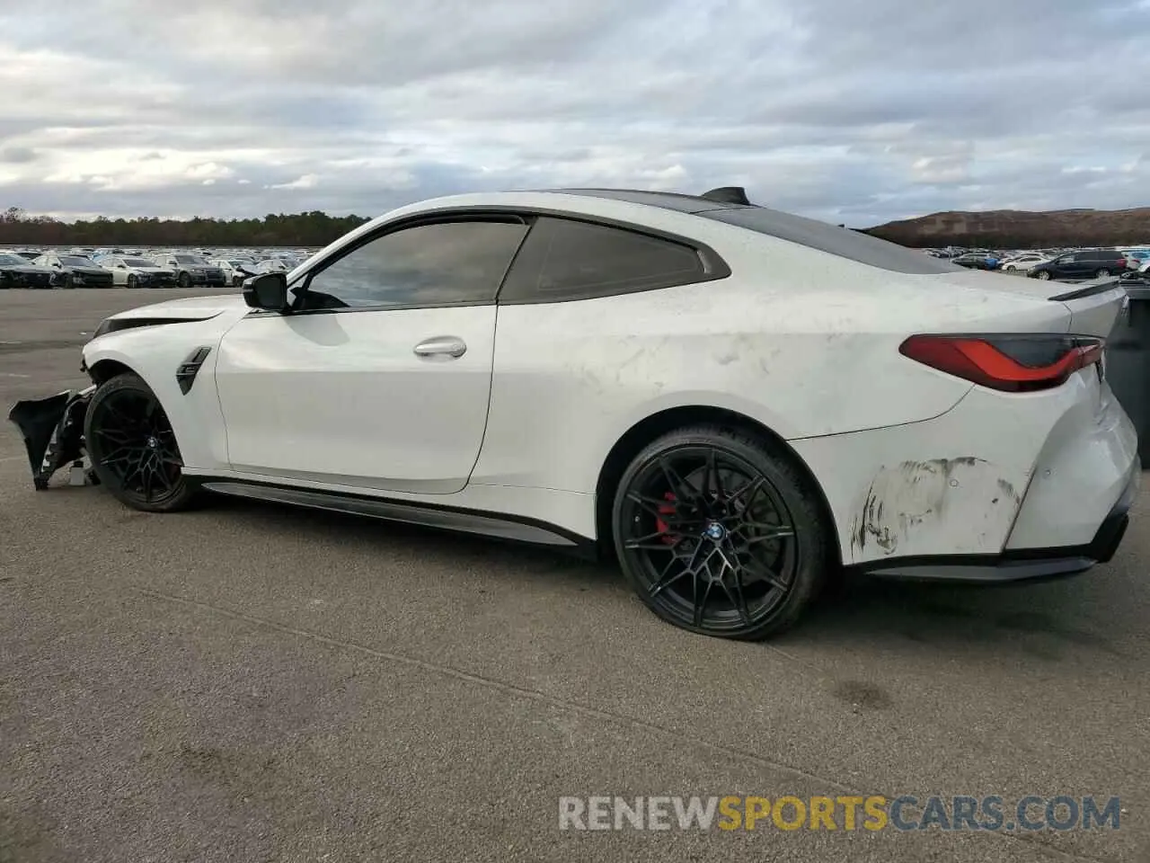 2 Photograph of a damaged car WBS33AZ0XMCG66070 BMW M4 2021