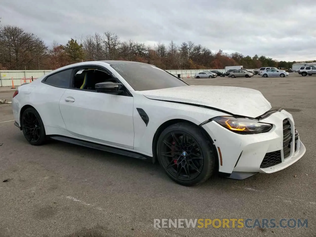 4 Photograph of a damaged car WBS33AZ0XMCG66070 BMW M4 2021