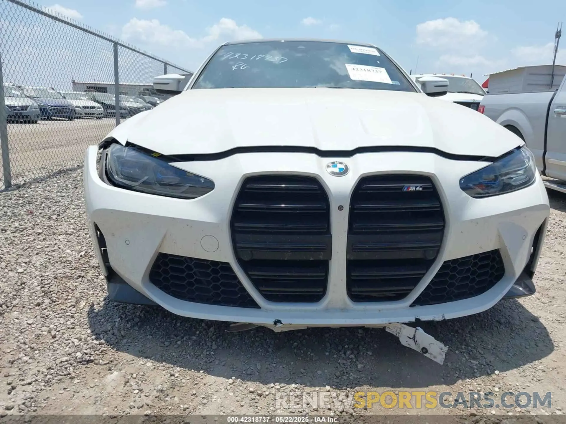 12 Photograph of a damaged car WBS53AZ02MCH23791 BMW M4 2021