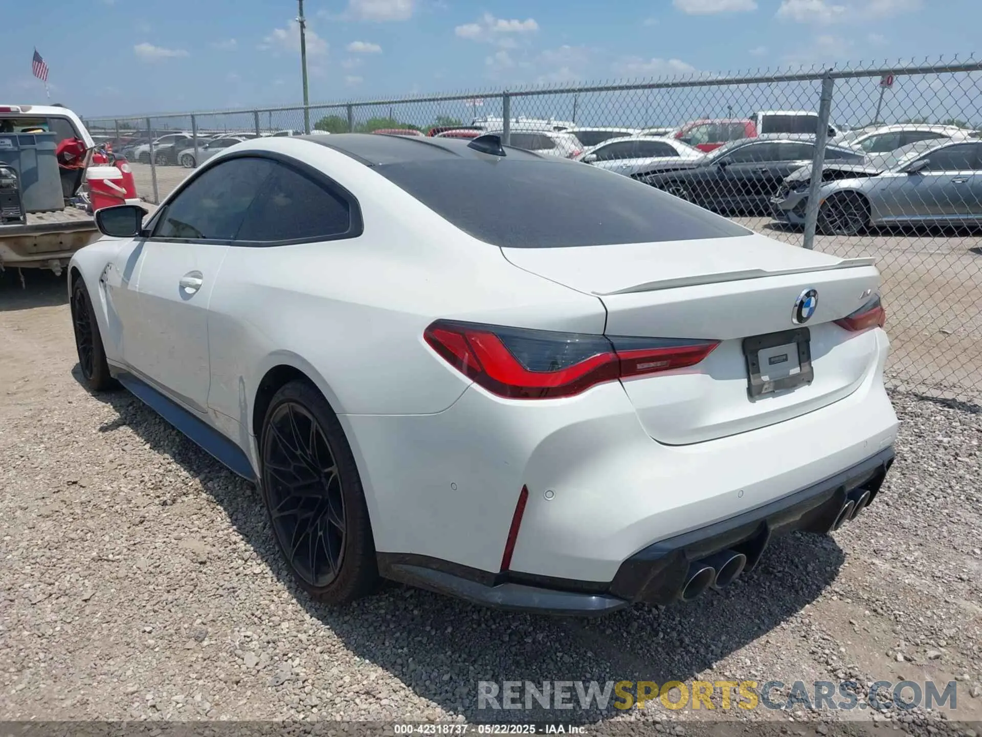 3 Photograph of a damaged car WBS53AZ02MCH23791 BMW M4 2021