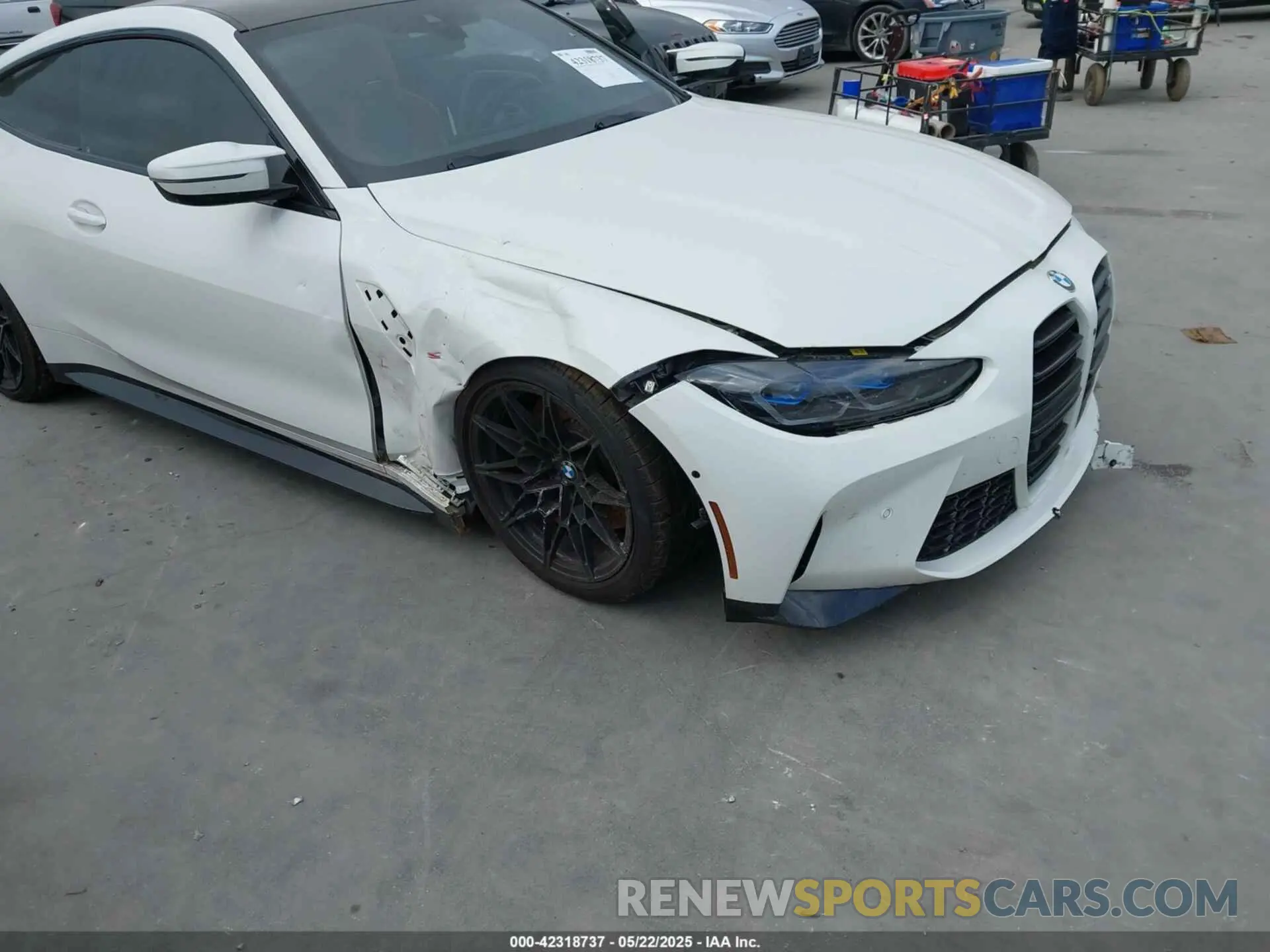 6 Photograph of a damaged car WBS53AZ02MCH23791 BMW M4 2021