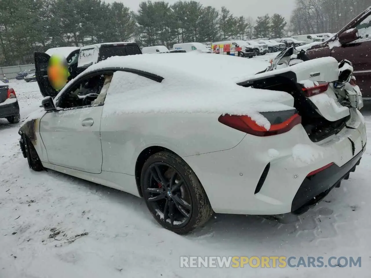2 Photograph of a damaged car WBA13AR08NCJ20863 BMW M4 2022