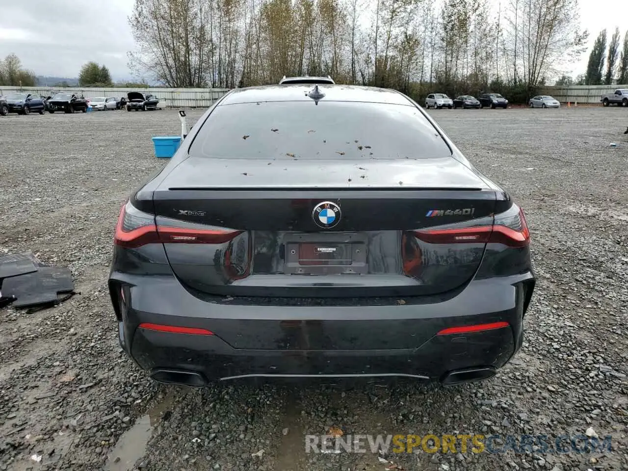 6 Photograph of a damaged car WBA13AR08NCK24009 BMW M4 2022