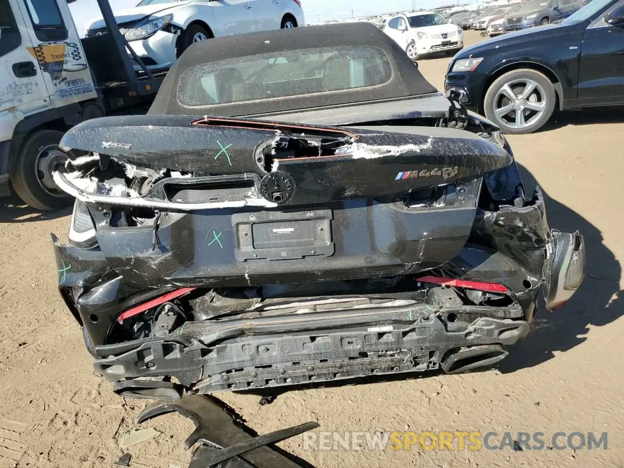6 Photograph of a damaged car WBA63AT0XNCH78993 BMW M4 2022