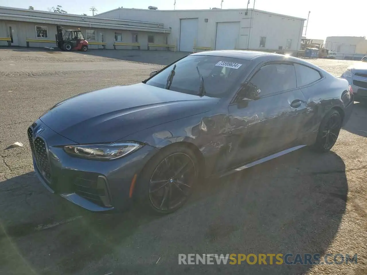 1 Photograph of a damaged car WBA83AP00NCK27150 BMW M4 2022