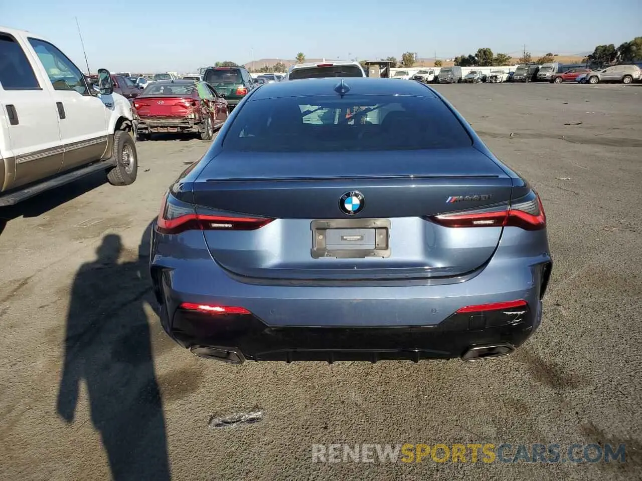 6 Photograph of a damaged car WBA83AP00NCK27150 BMW M4 2022