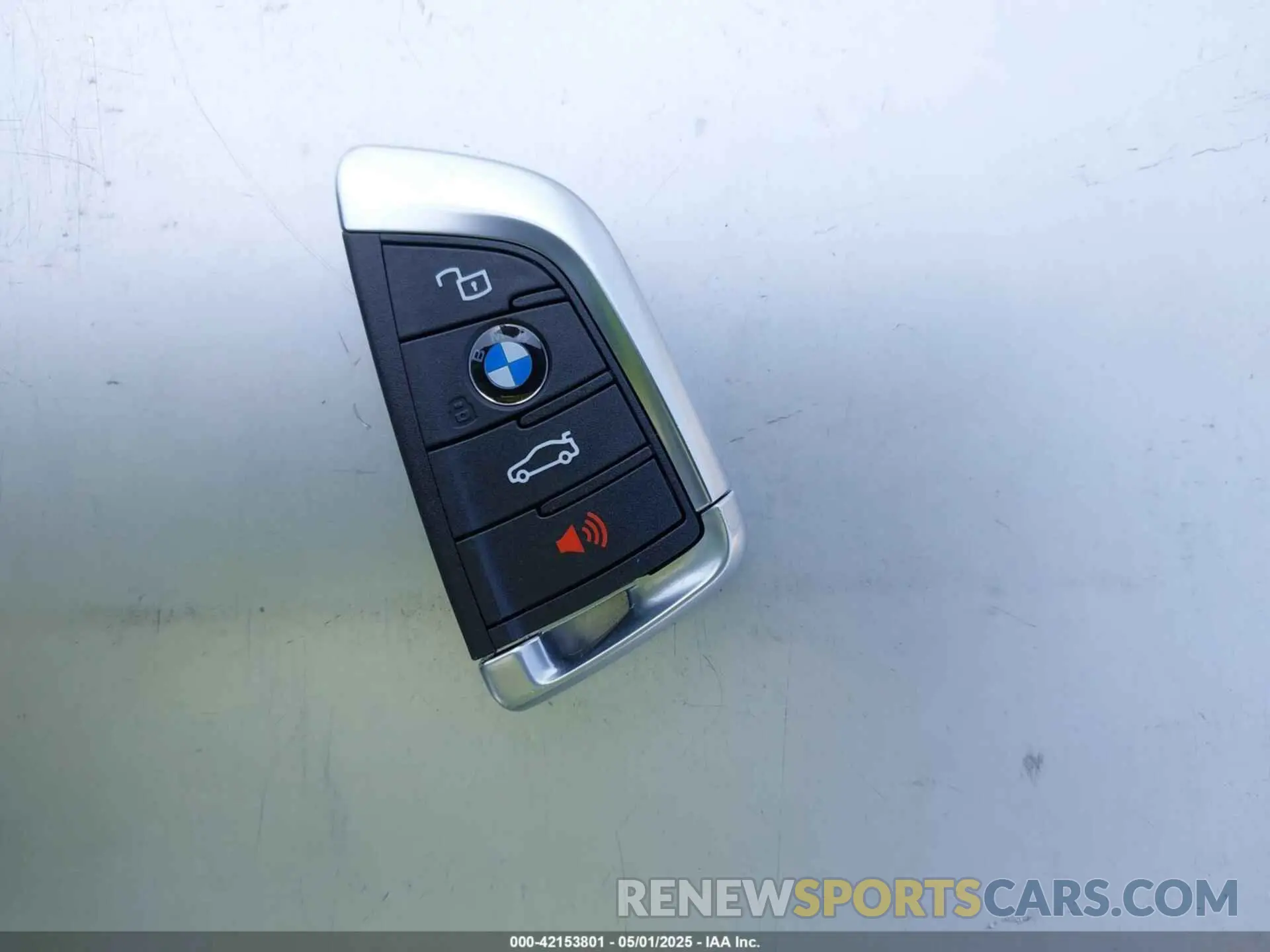 11 Photograph of a damaged car WBS33AZ04NCJ20752 BMW M4 2022