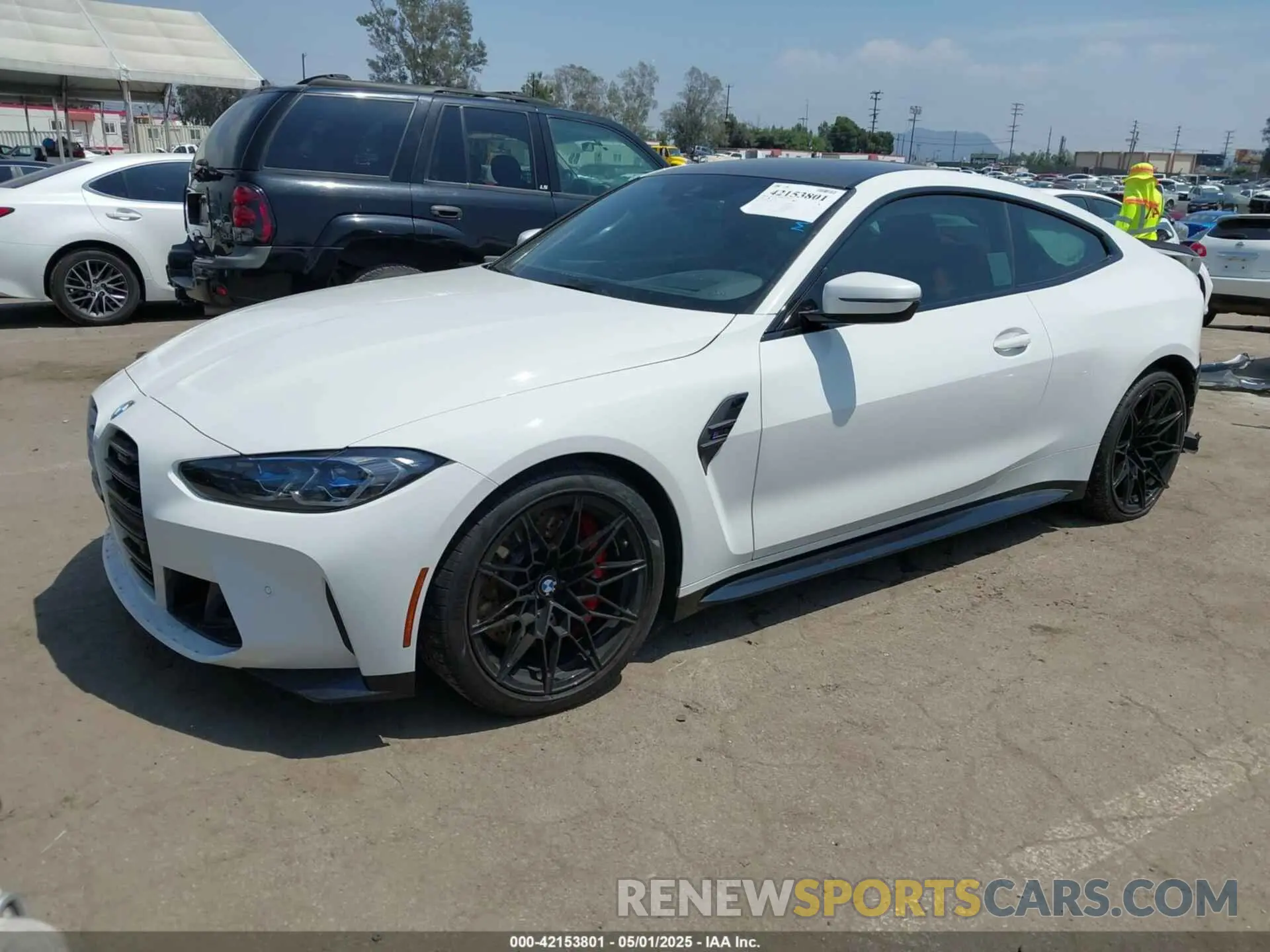 2 Photograph of a damaged car WBS33AZ04NCJ20752 BMW M4 2022