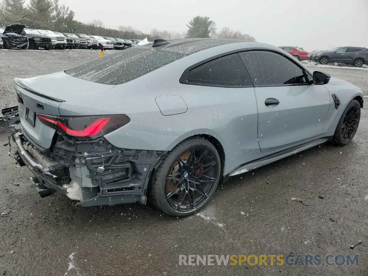 3 Photograph of a damaged car WBS33AZ09NCK07191 BMW M4 2022