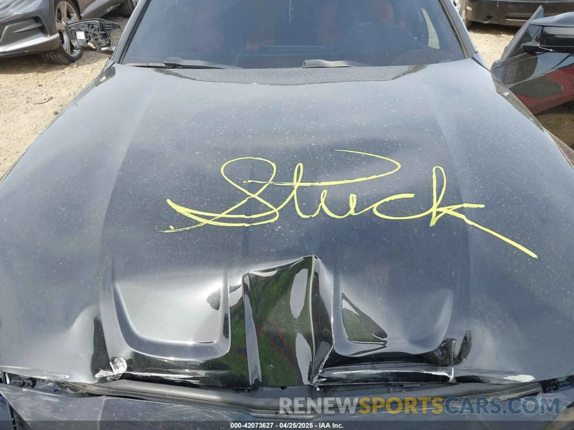 10 Photograph of a damaged car WBS33BA03NCH99871 BMW M4 2022