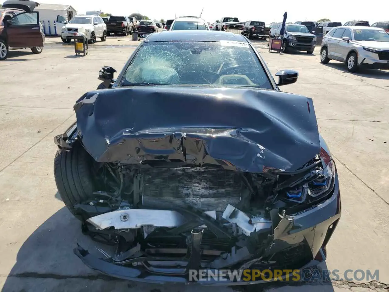 5 Photograph of a damaged car WBS43AZ01NCH67522 BMW M4 2022