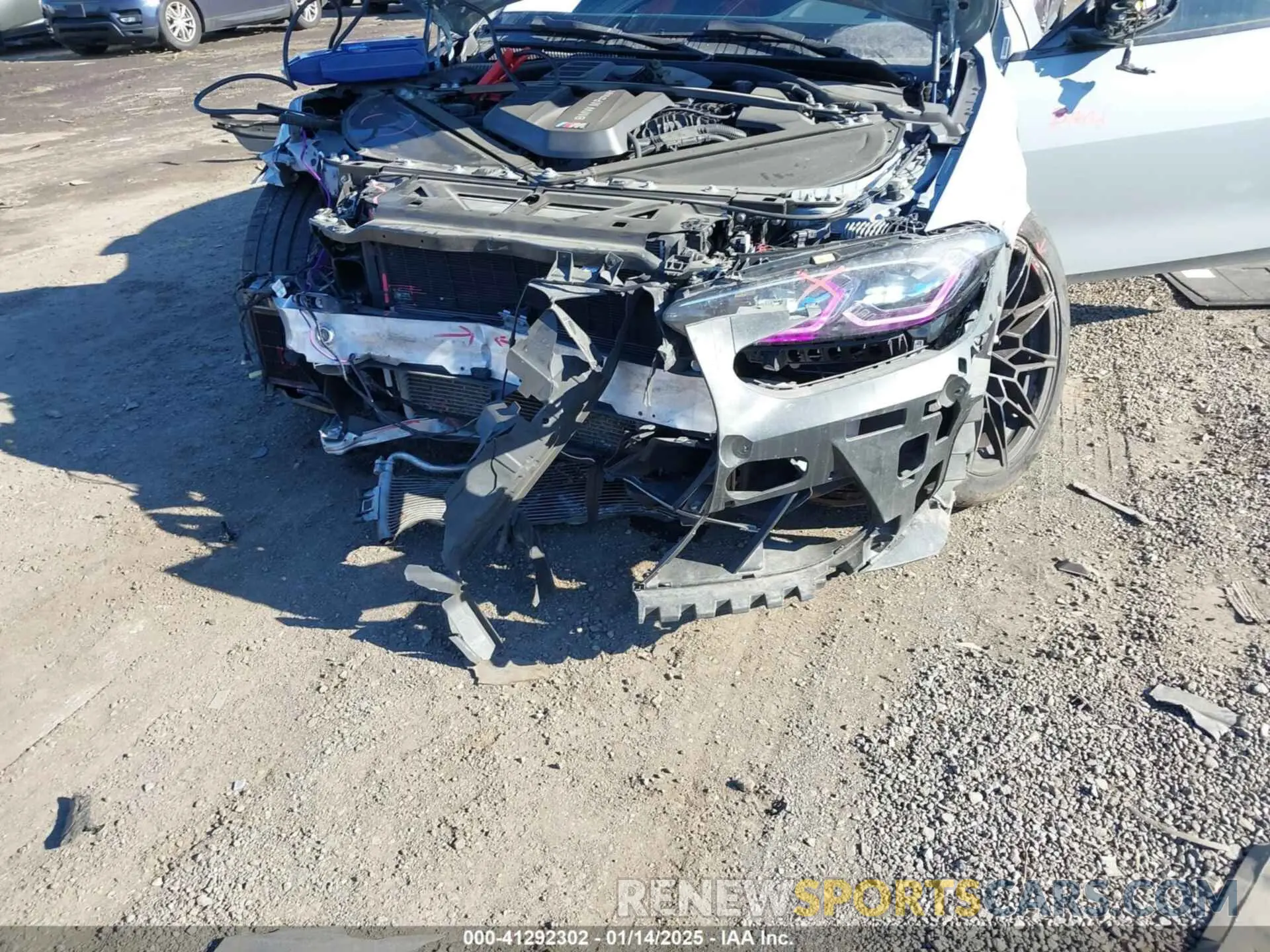 6 Photograph of a damaged car WBS43AZ02NCK30252 BMW M4 2022