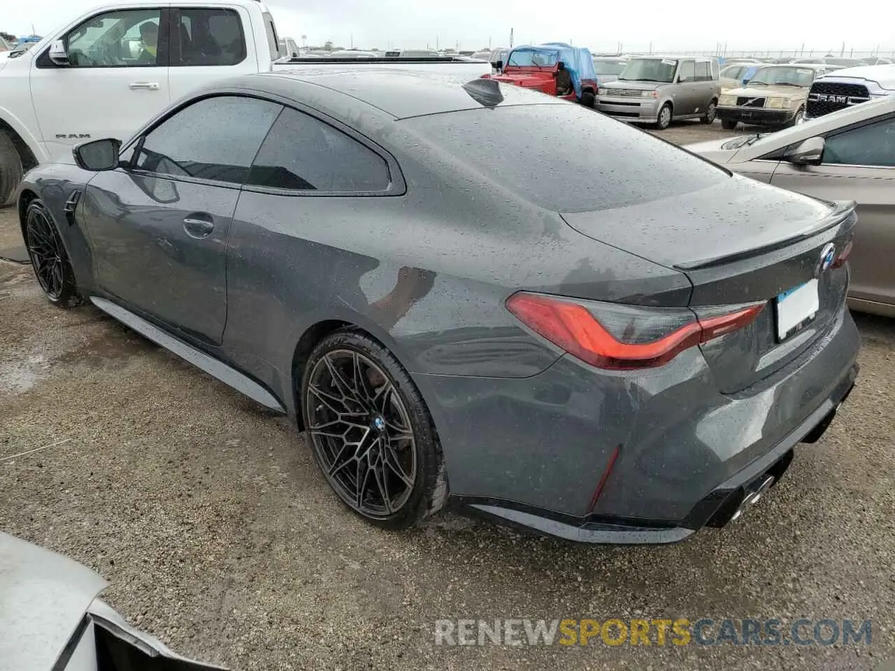 2 Photograph of a damaged car WBS43AZ03NCK18031 BMW M4 2022