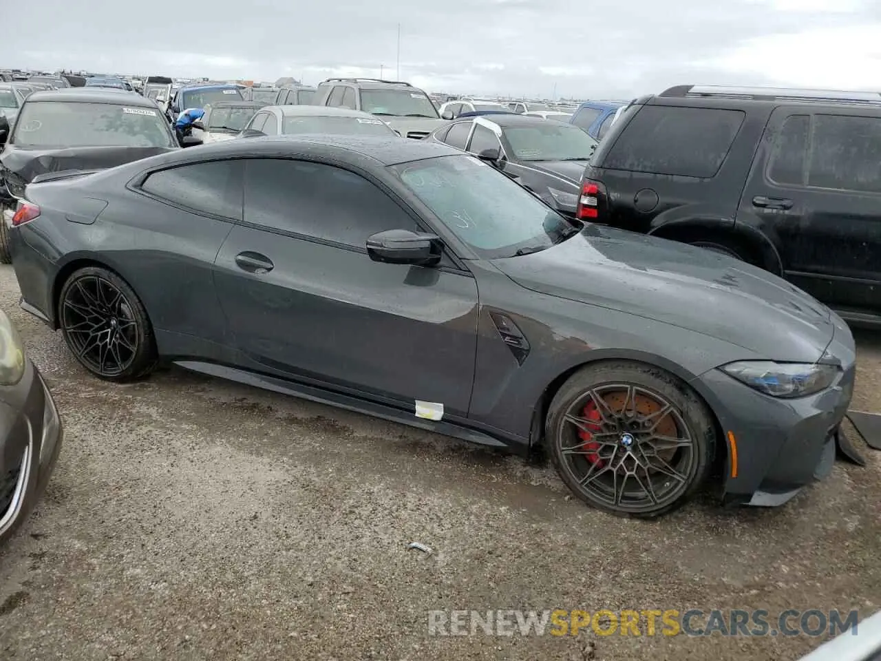 4 Photograph of a damaged car WBS43AZ03NCK18031 BMW M4 2022