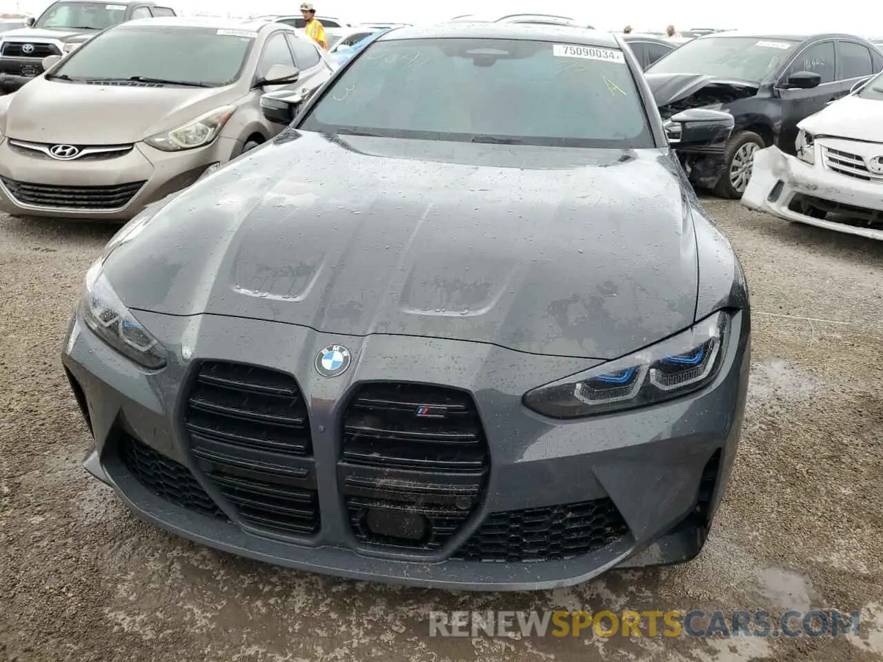 5 Photograph of a damaged car WBS43AZ03NCK18031 BMW M4 2022