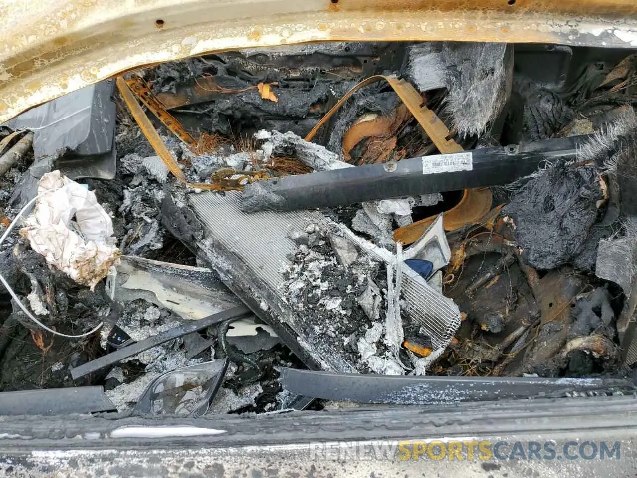 7 Photograph of a damaged car WBS43AZ05NCK18161 BMW M4 2022