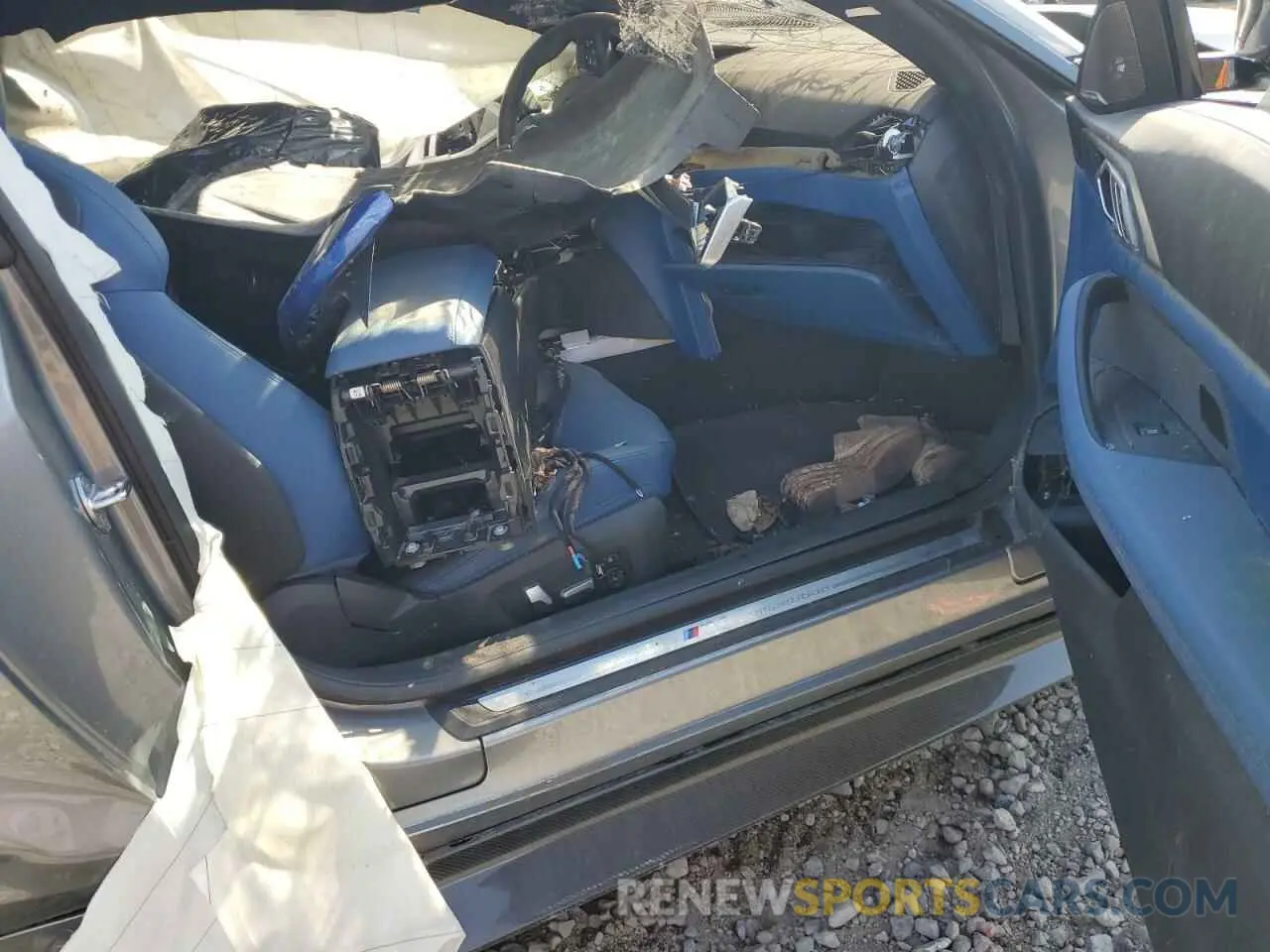 8 Photograph of a damaged car WBS43AZ05NCK39222 BMW M4 2022