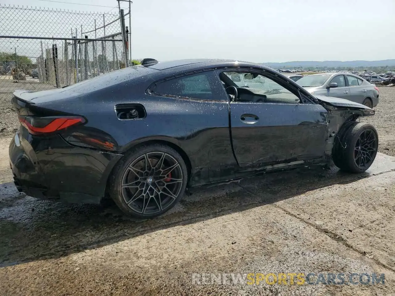 3 Photograph of a damaged car WBS43AZ08NCJ20841 BMW M4 2022