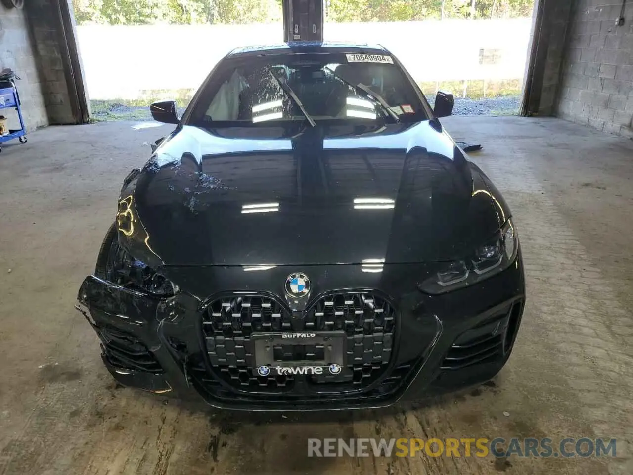 5 Photograph of a damaged car WBA13AR04PCL81619 BMW M4 2023