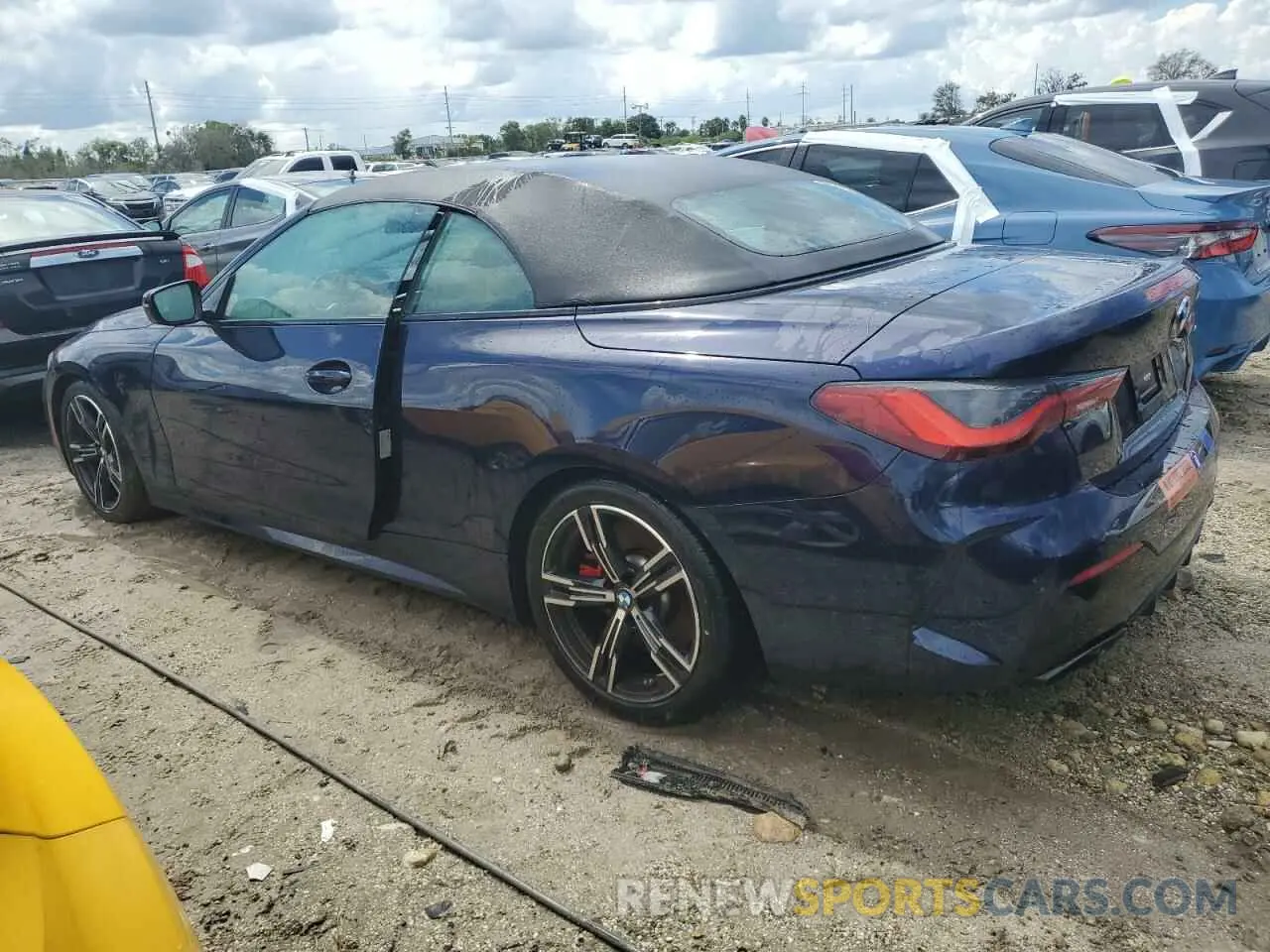 2 Photograph of a damaged car WBA53AT06PCL25904 BMW M4 2023