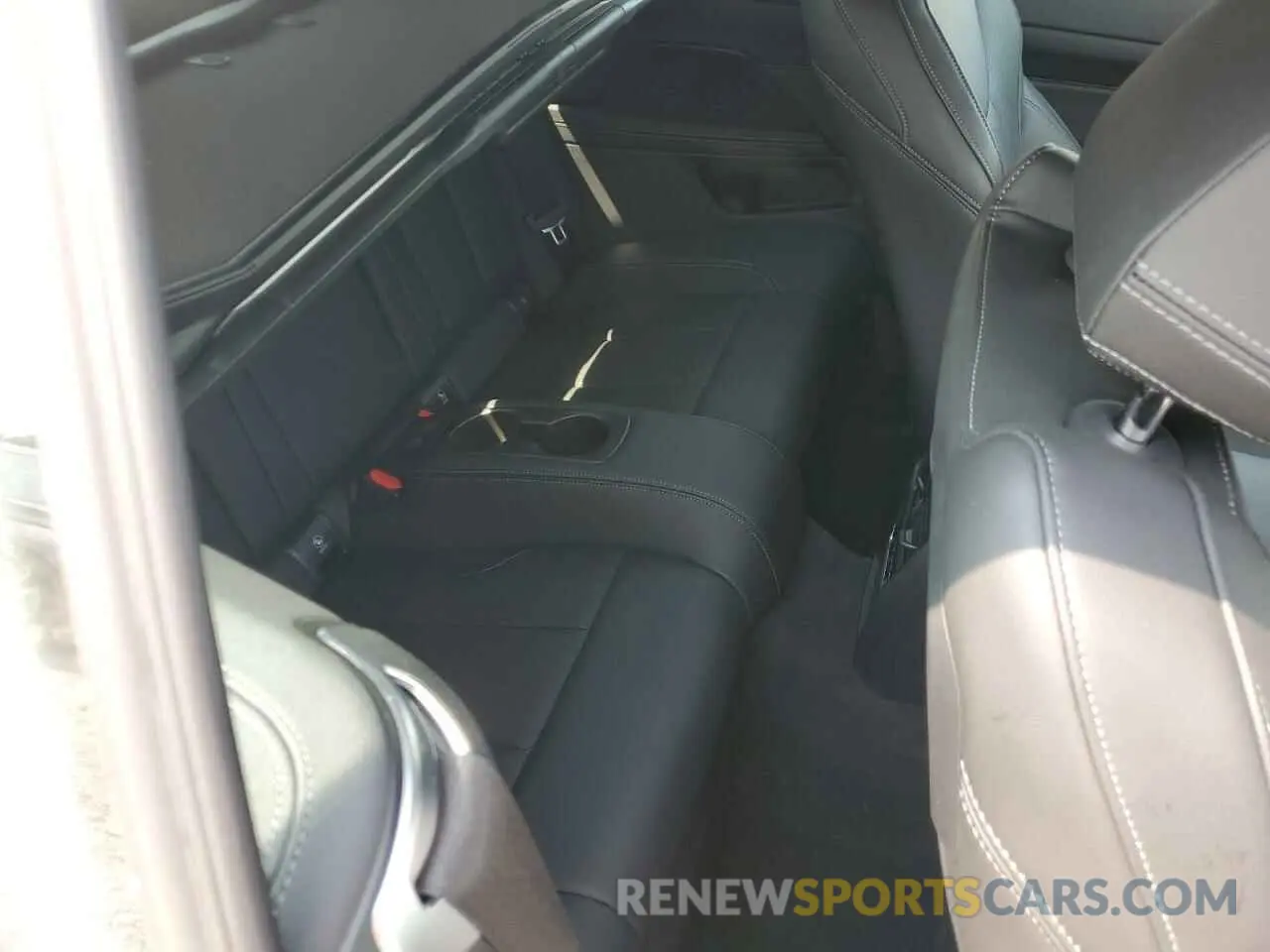 10 Photograph of a damaged car WBA63AT02PCL52909 BMW M4 2023
