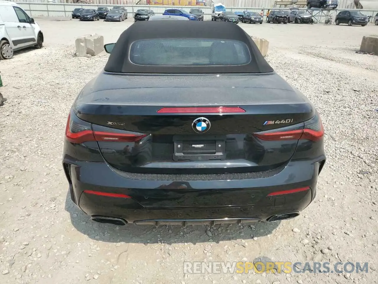 6 Photograph of a damaged car WBA63AT02PCL52909 BMW M4 2023