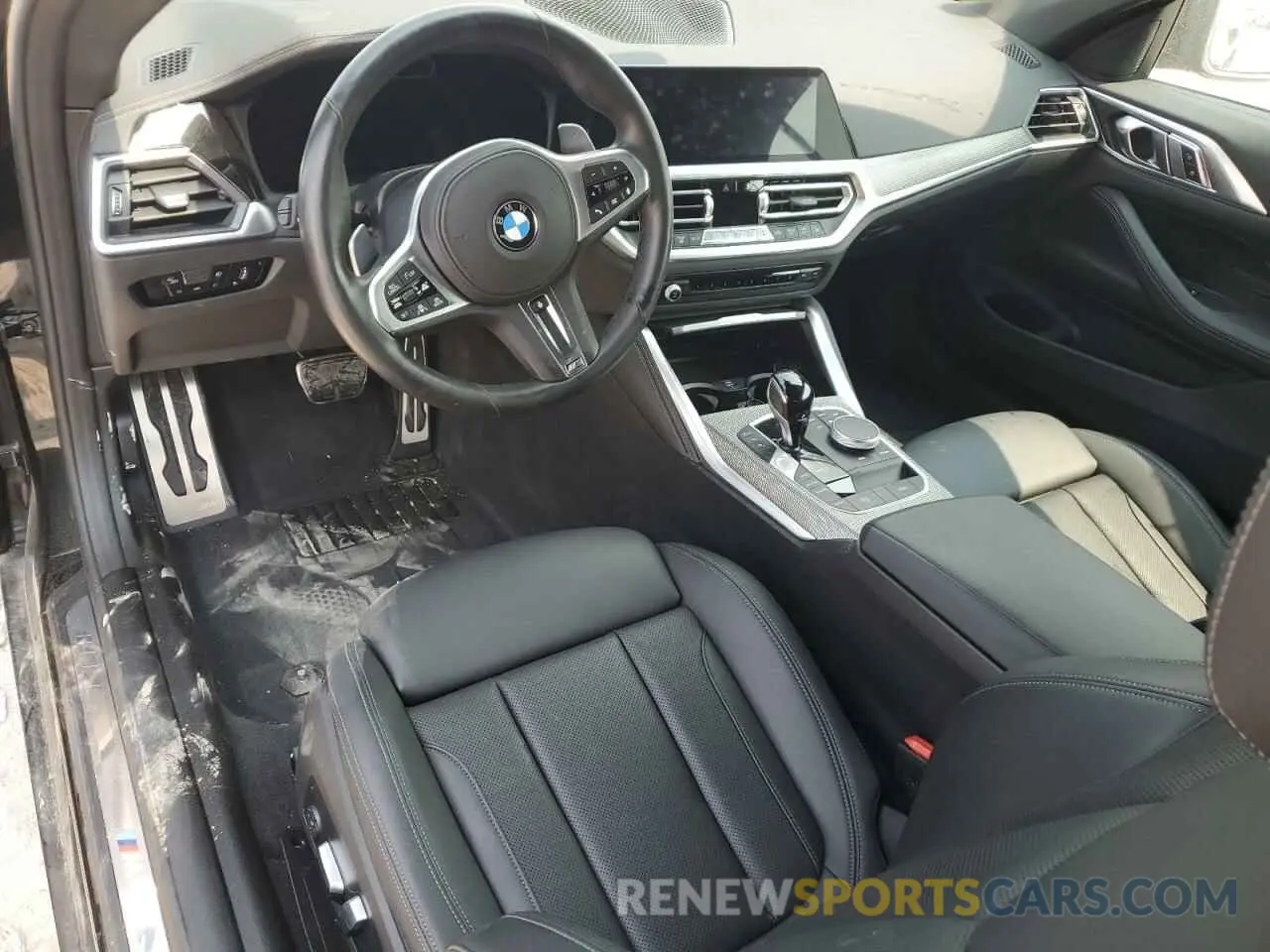 8 Photograph of a damaged car WBA63AT02PCL52909 BMW M4 2023
