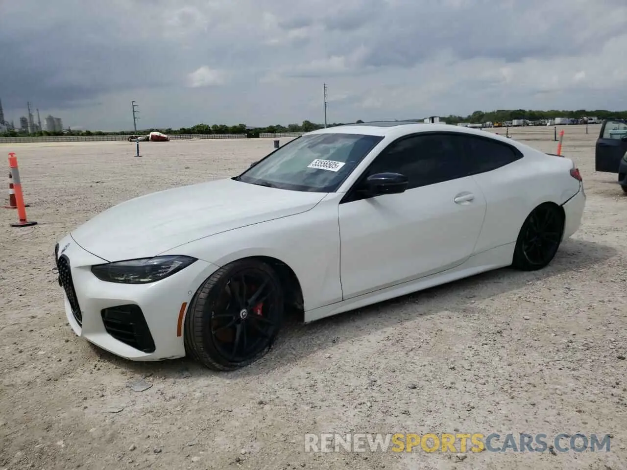 1 Photograph of a damaged car WBA83AP03PCM30908 BMW M4 2023