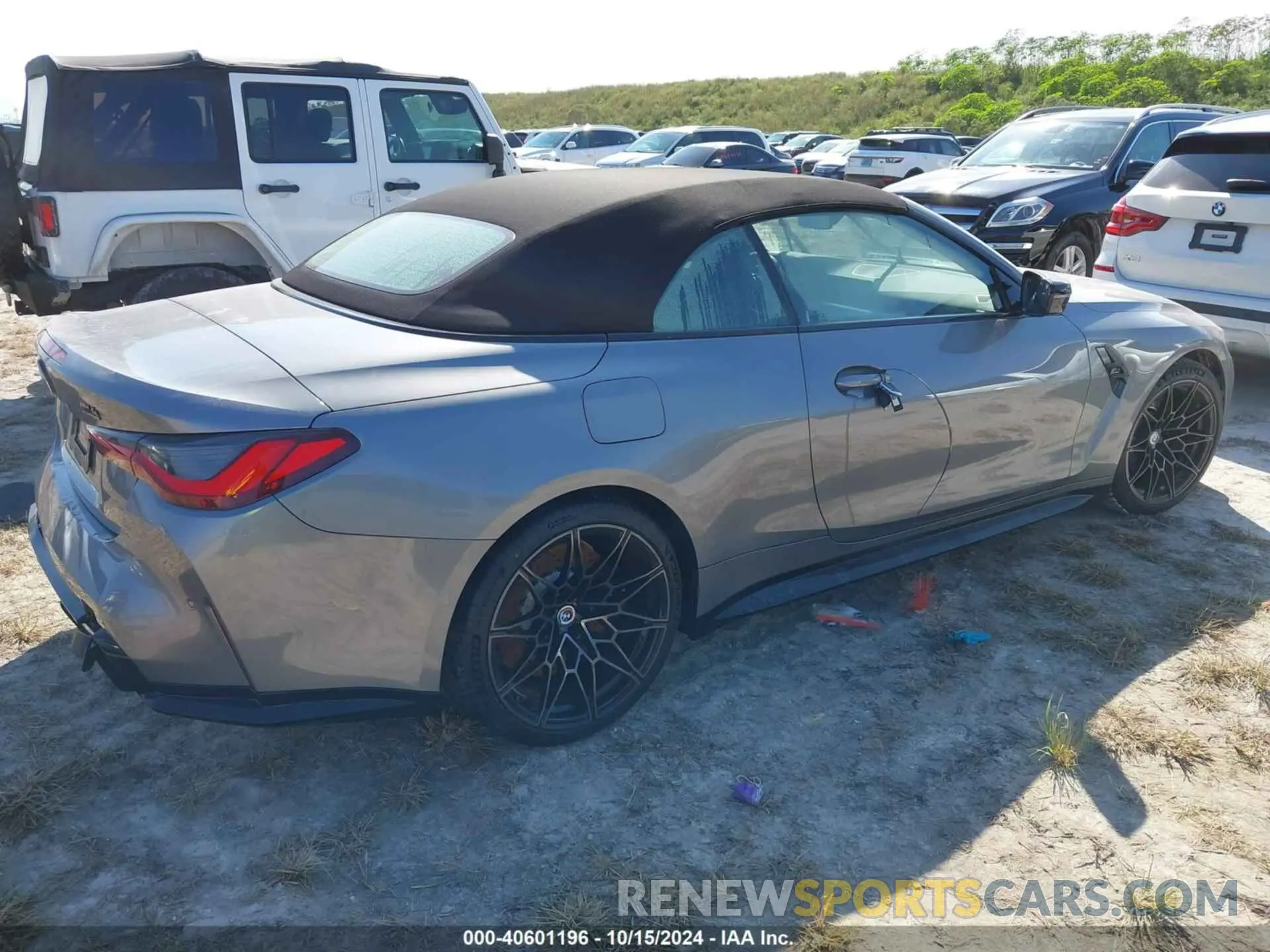4 Photograph of a damaged car WBS33BA00PCM38369 BMW M4 2023