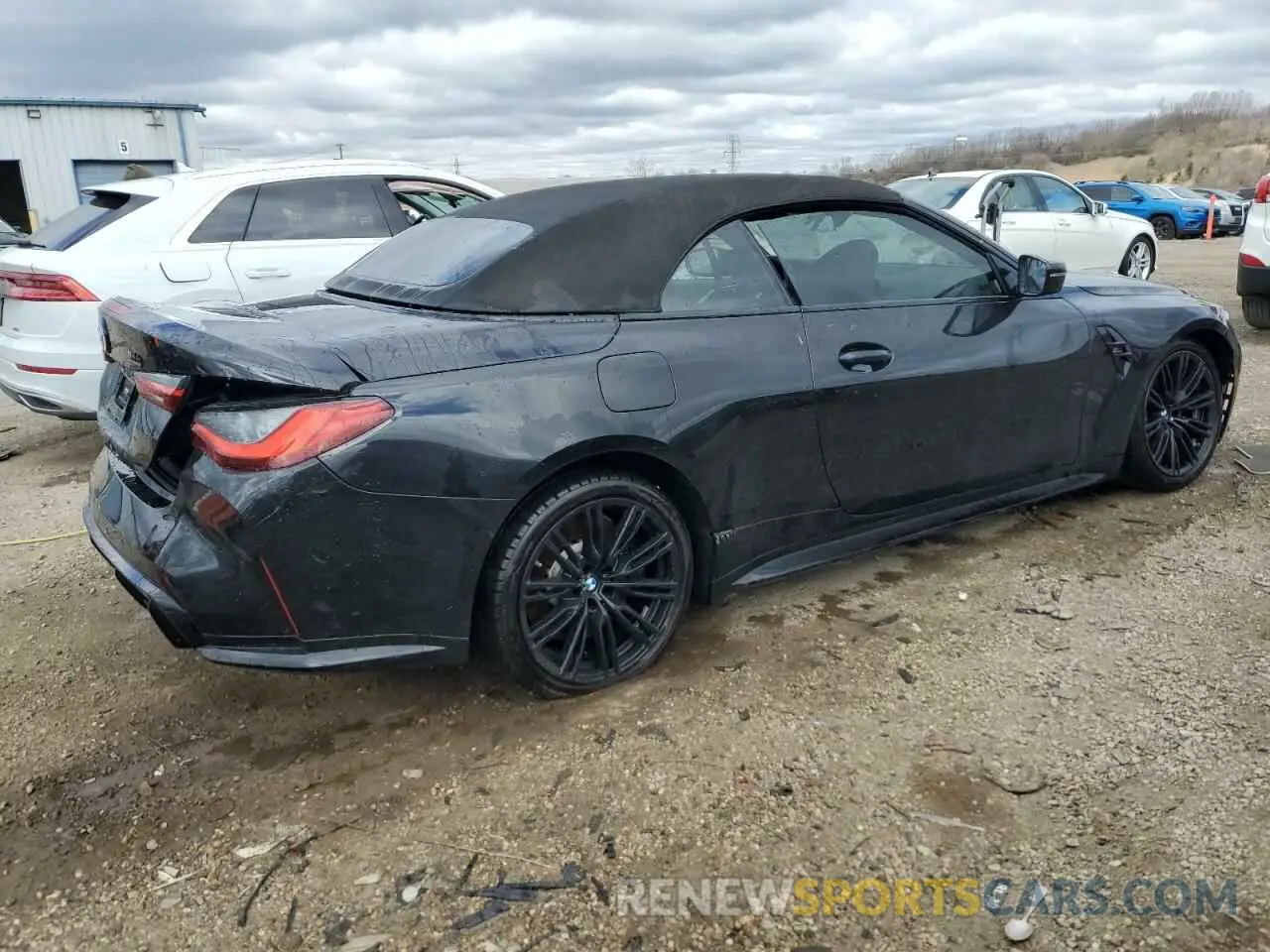 3 Photograph of a damaged car WBS33BA0XPCL38893 BMW M4 2023