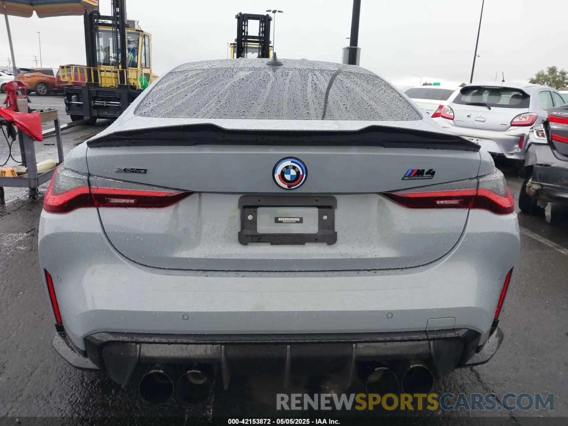 16 Photograph of a damaged car WBS43AZ00PCM16326 BMW M4 2023