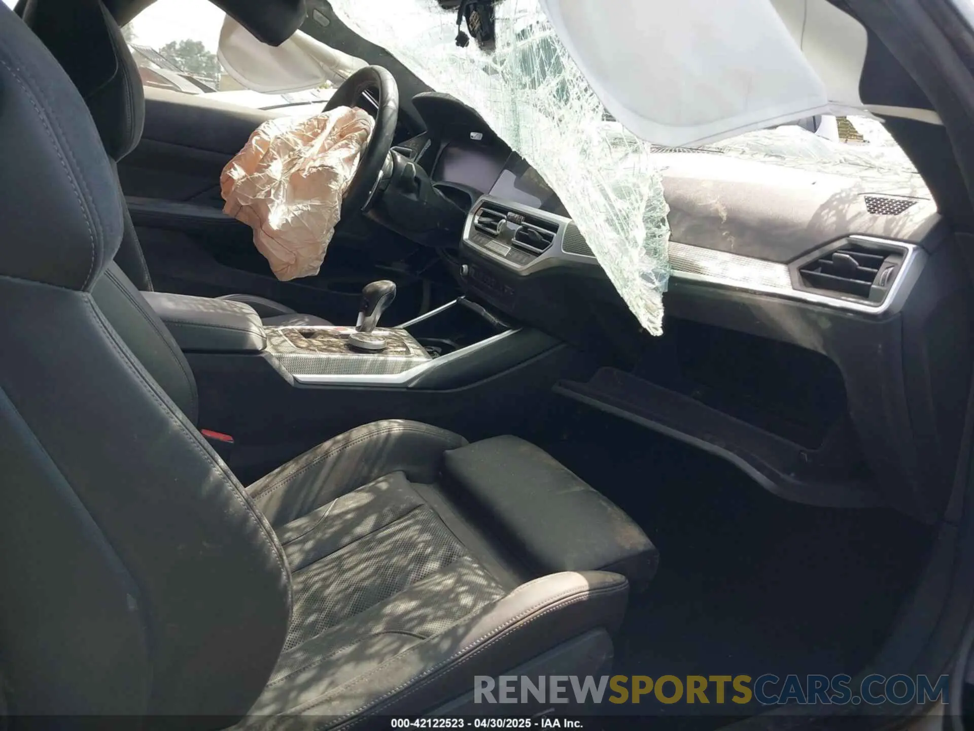 5 Photograph of a damaged car WBS43AZ03PCM82921 BMW M4 2023