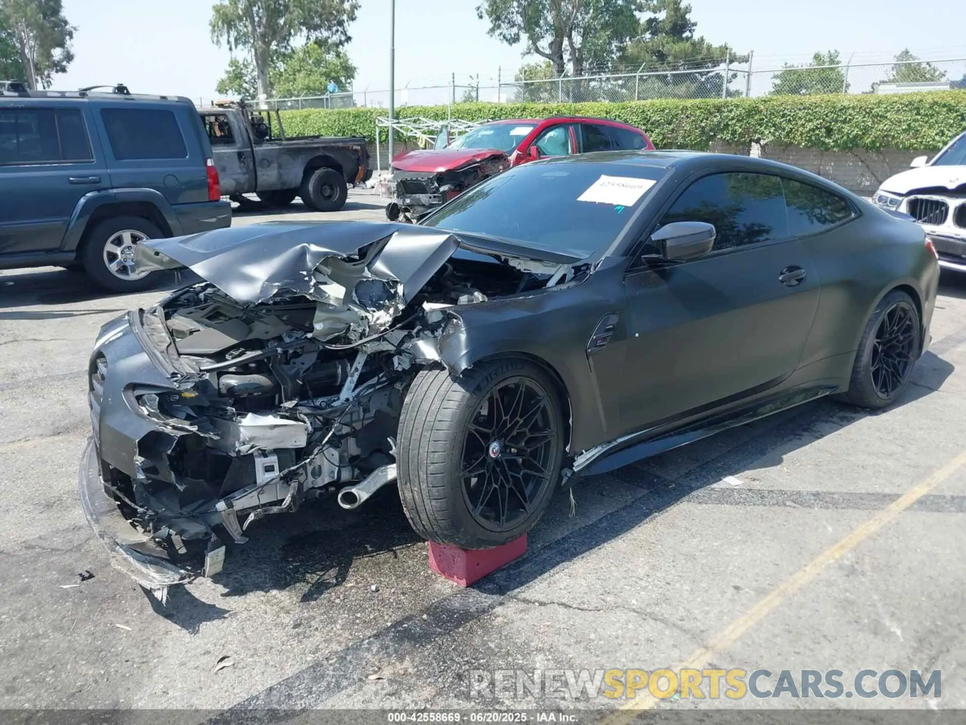 6 Photograph of a damaged car WBS43AZ08PCL39303 BMW M4 2023