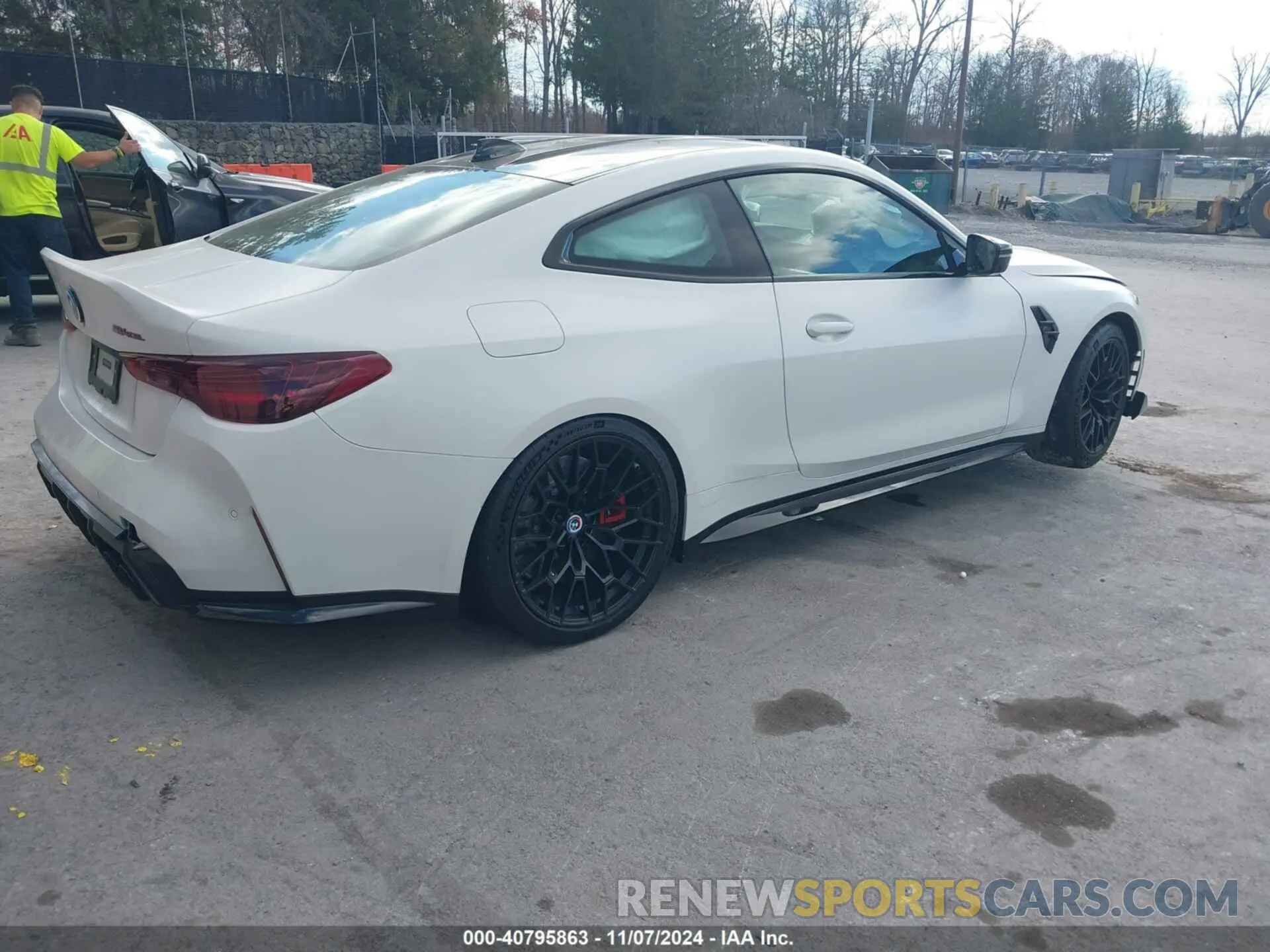 4 Photograph of a damaged car WBS63AZ09PCL18341 BMW M4 2023