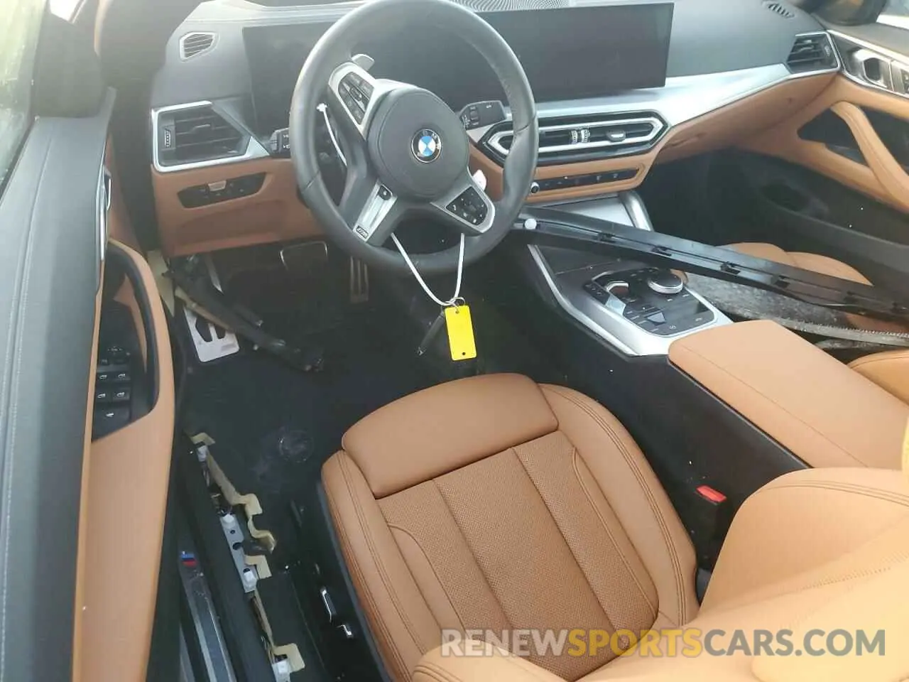 8 Photograph of a damaged car WBA53AT0XRCP88146 BMW M4 2024