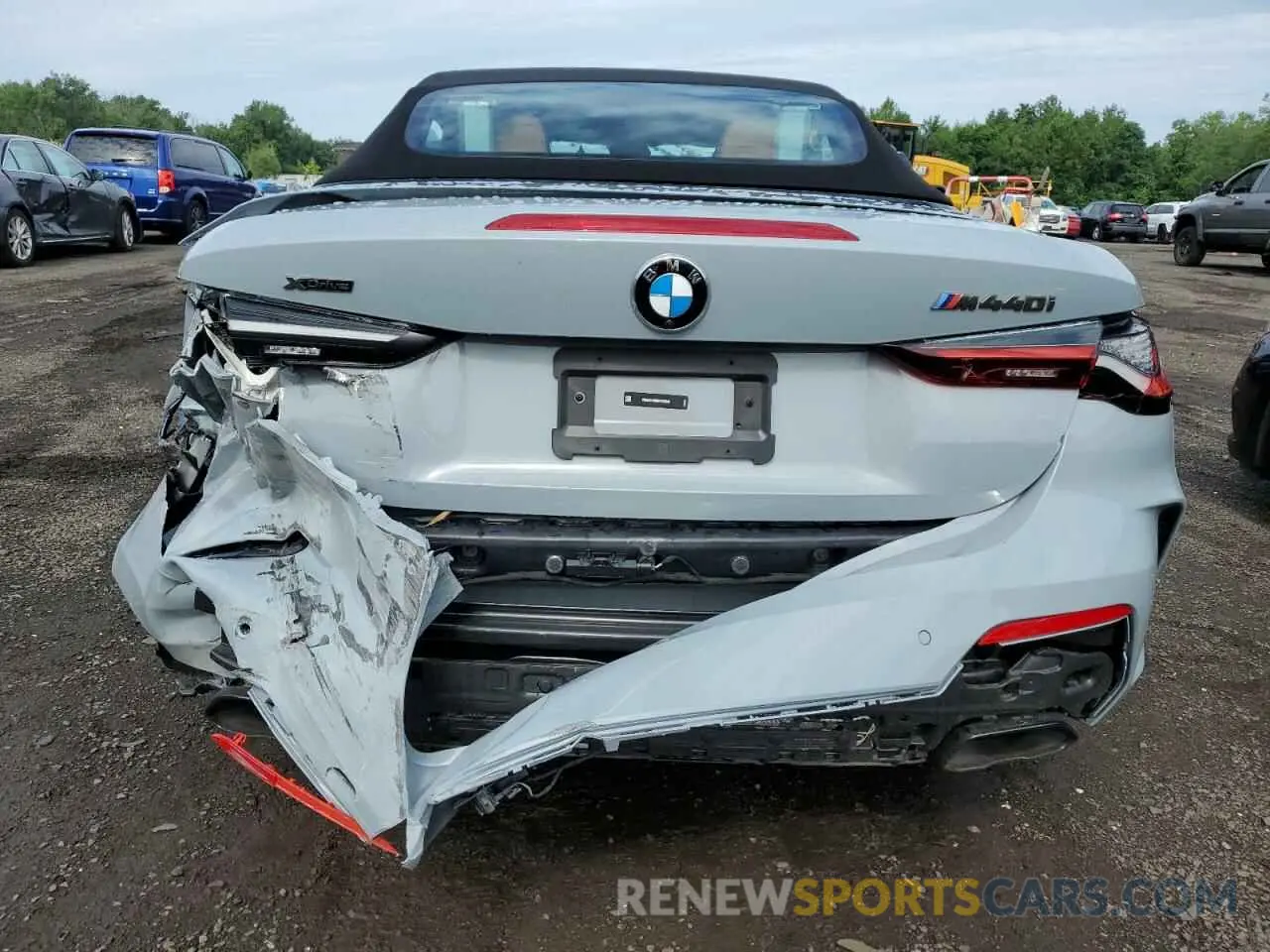 6 Photograph of a damaged car WBA63AT06RCP05994 BMW M4 2024