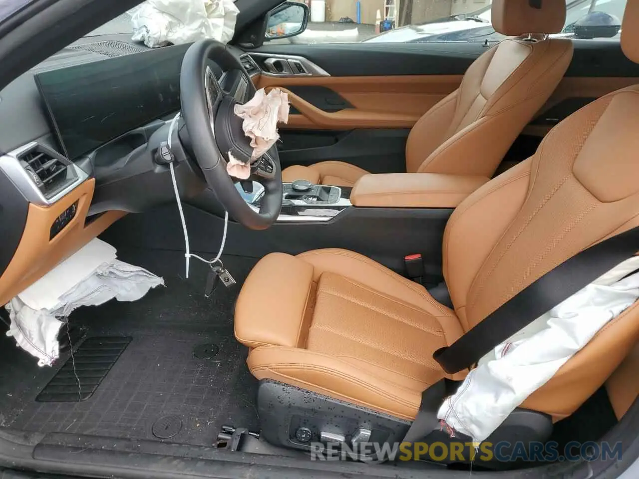 7 Photograph of a damaged car WBA63AT06RCP05994 BMW M4 2024
