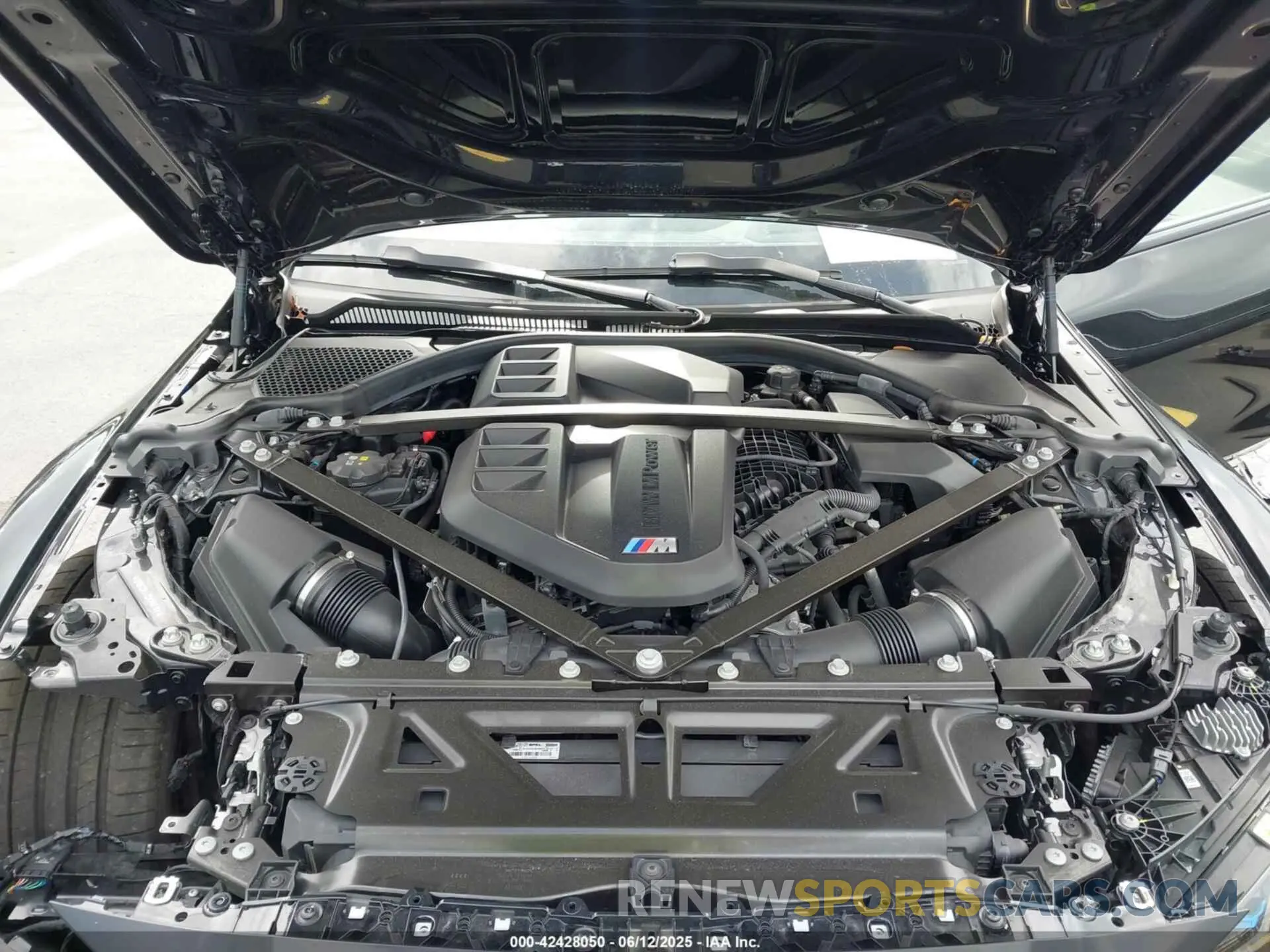 10 Photograph of a damaged car WBS33BA0XRCP56759 BMW M4 2024