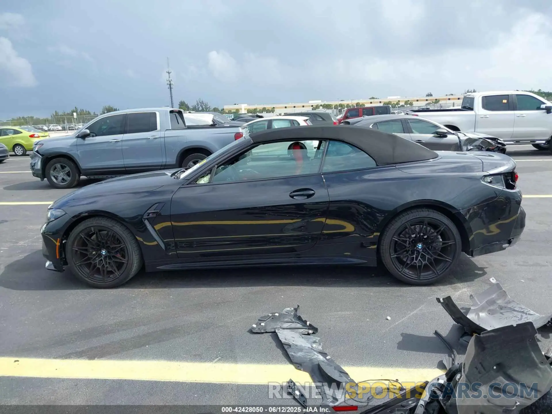 15 Photograph of a damaged car WBS33BA0XRCP56759 BMW M4 2024