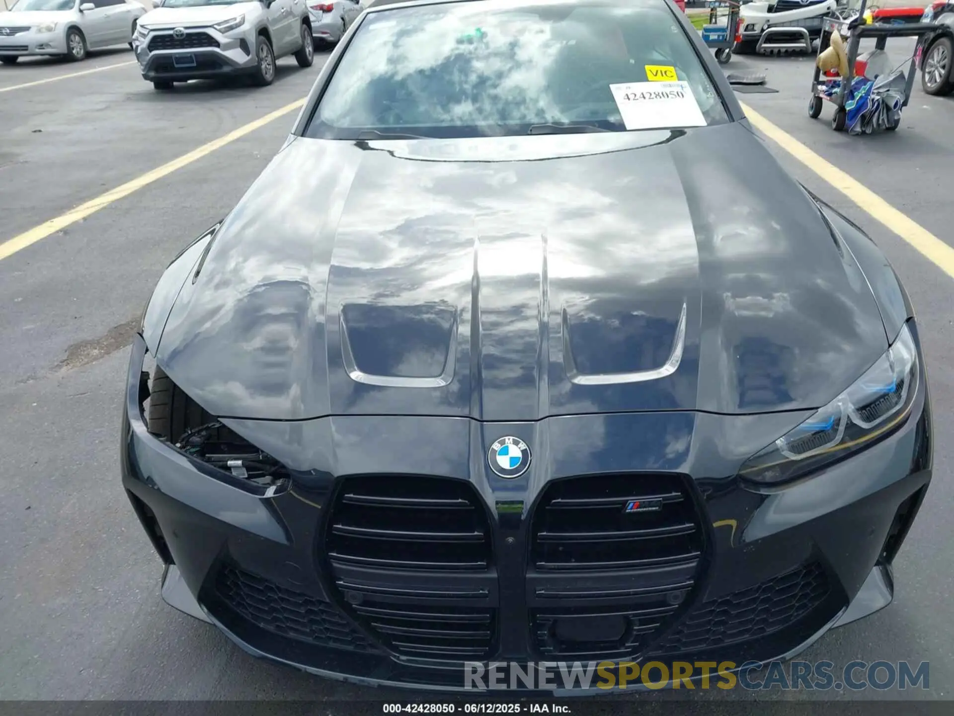 18 Photograph of a damaged car WBS33BA0XRCP56759 BMW M4 2024